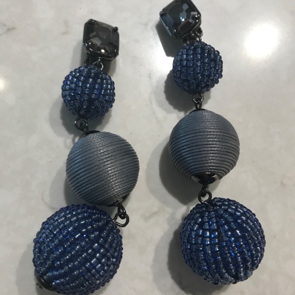 Banana Republic clip earrings - Picture 2 of 3